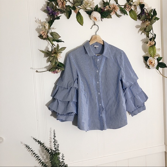 a new day Tops - A New Day sz M ✨